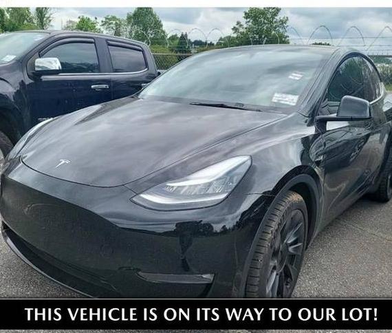 TESLA MODEL Y 2021 5YJYGDEE0MF187550 image